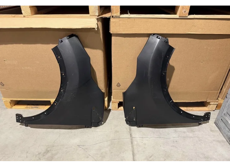 Renault captur zijscherm links rechts 631018998R