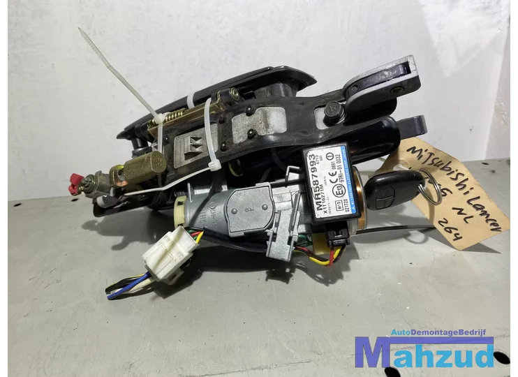 mitsubishi-lancer-7-contactslot-met-1-sleutel-deurhendel