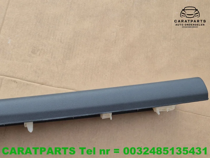 89a867234c-q4-astijlbekleding-q4-stijl-bekleding-q4-e-tron — foto 4