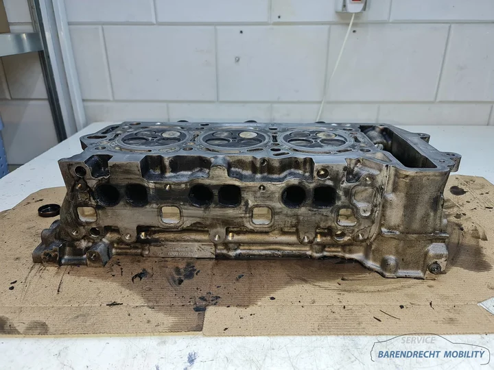 cilinderkop-rechts-om642-642-mercedes-ml-280-cdi-r6420162301-origineel-gebruikt-2005-2009 — foto 11