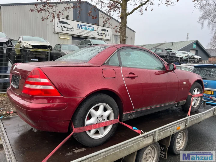 mercedes-slk-r170-rood-h582-demontage-onderdelen-sloop — foto 6
