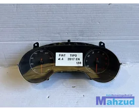 fiat-tipo-hatckback-1-4-mile-km-teller-2016