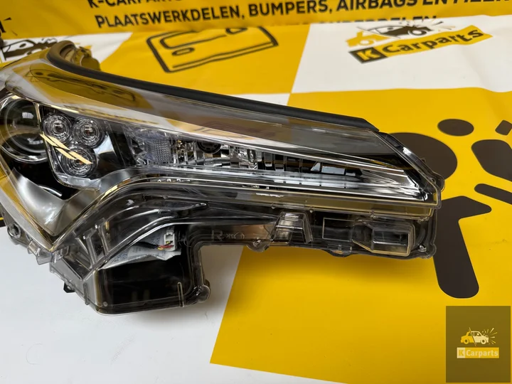 toyota-chr-koplamp-rechts-halogeen-hir2-origineel-81130f4031 — foto 3