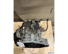 mitsubihsi-colt-6-13-versnellingsbak-pmn130194 — foto 4