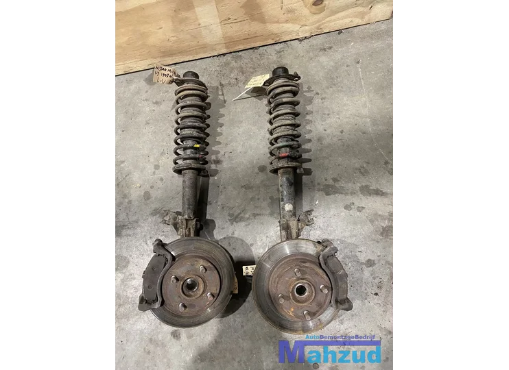 NISSAN MICRA 2 K11 Links rechts voor veerpoot fuseehuis