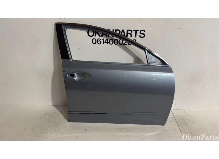 Kia Ceed right front door right